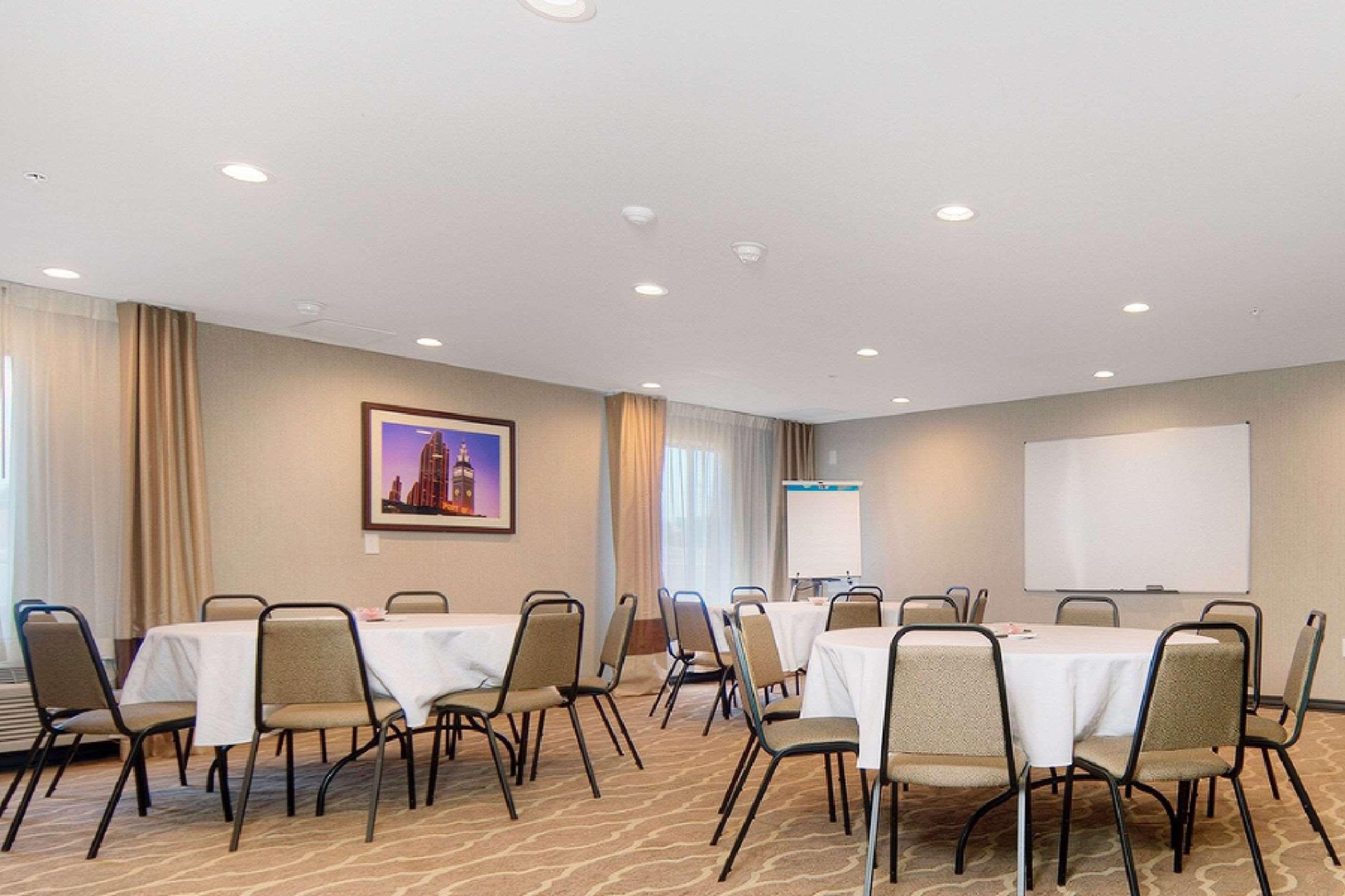 Comfort Inn Silicon Valley East Фремонт Экстерьер фото