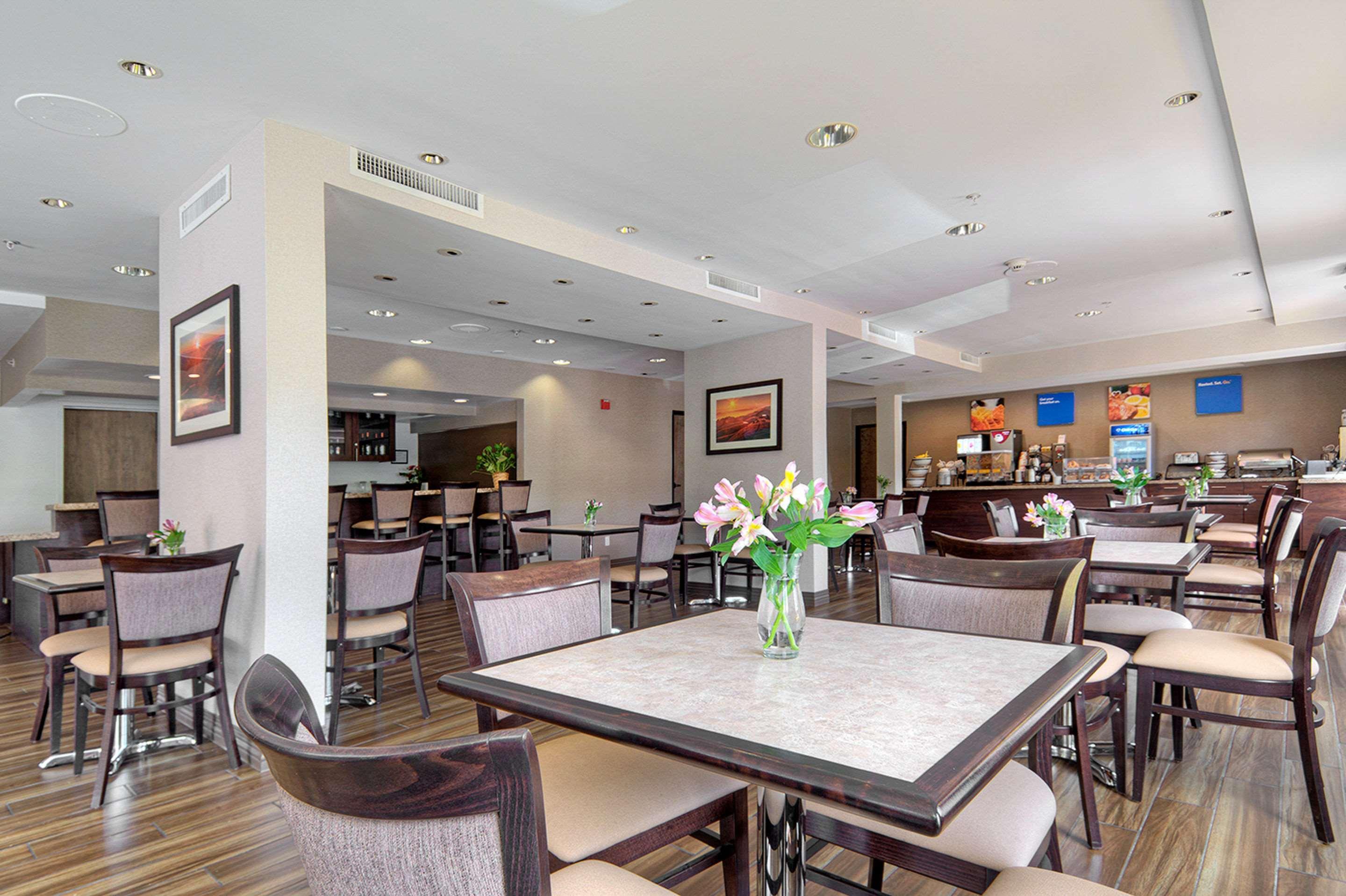 Comfort Inn Silicon Valley East Фремонт Экстерьер фото