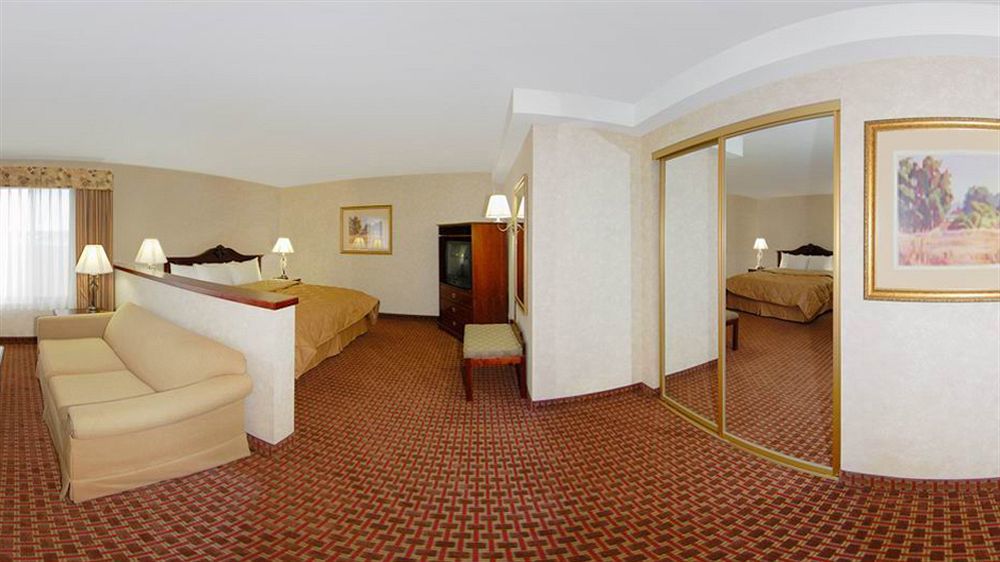 Comfort Inn Silicon Valley East Фремонт Экстерьер фото